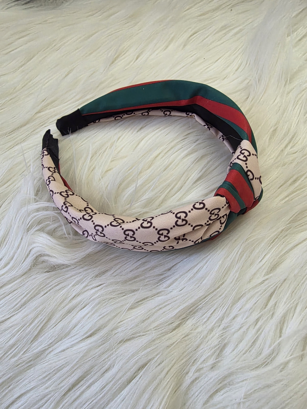 Luxury-Inspired Green and Red Knotted Headband - Picture 6 of 6